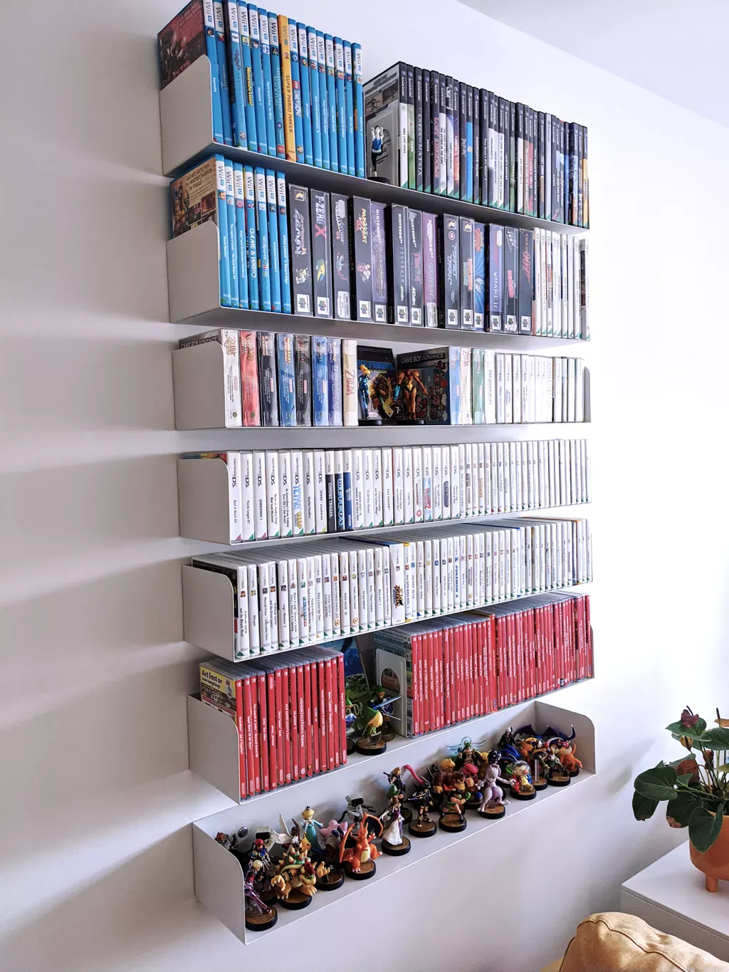 Game shelf