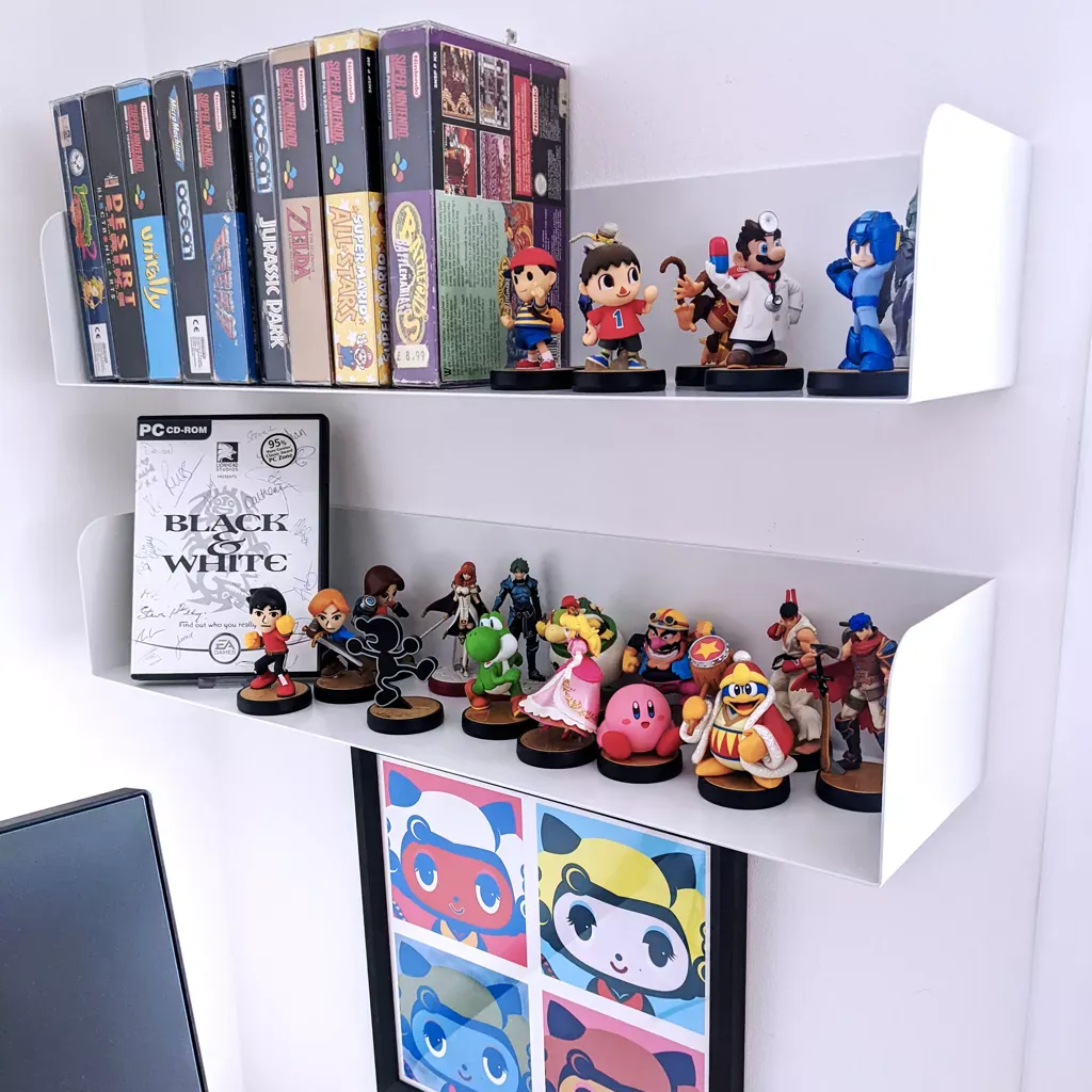 Game shelf